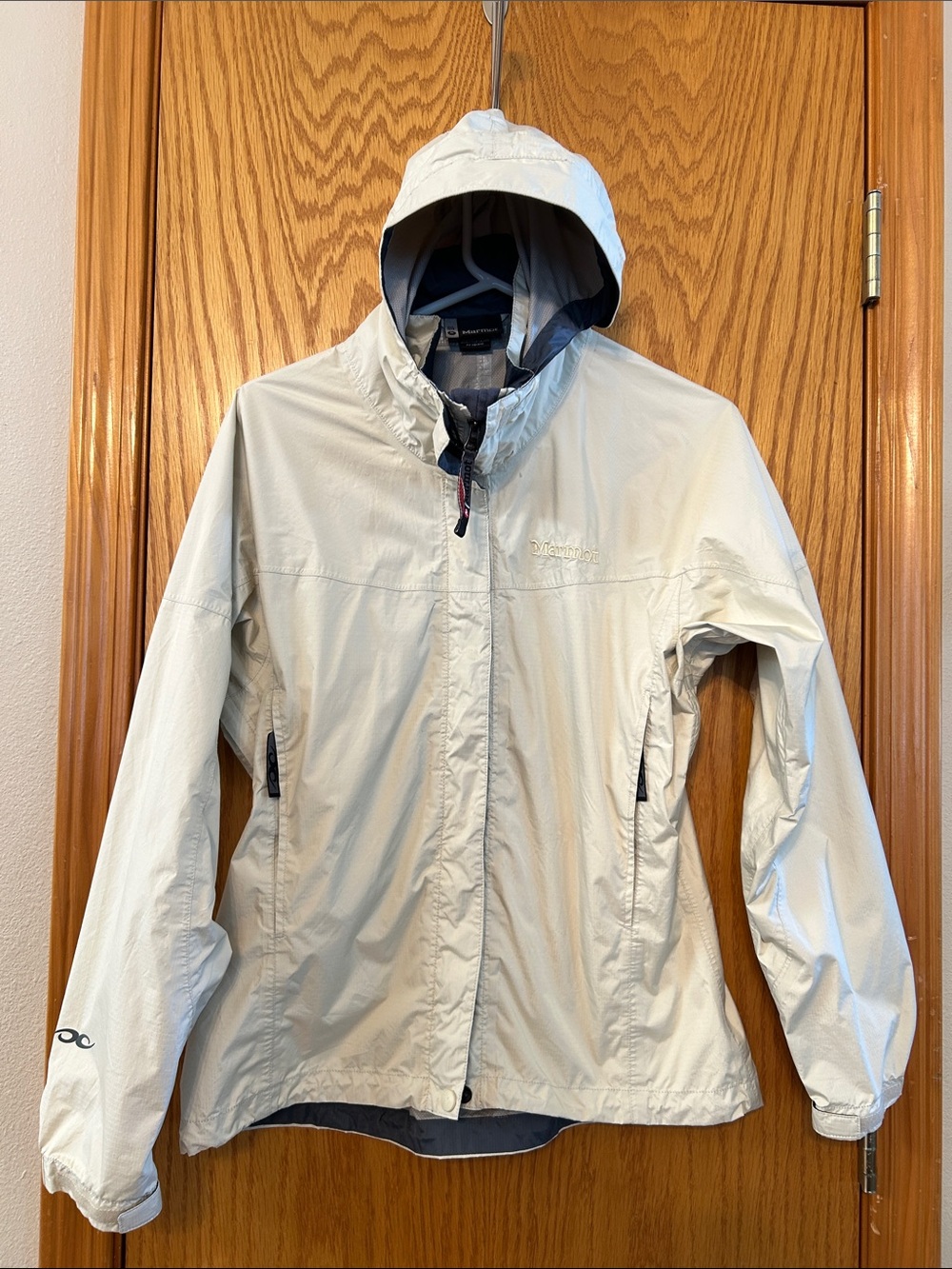 Marmot Women's Hooded Lightweight Shell Jacket - Light Cream Sz S
